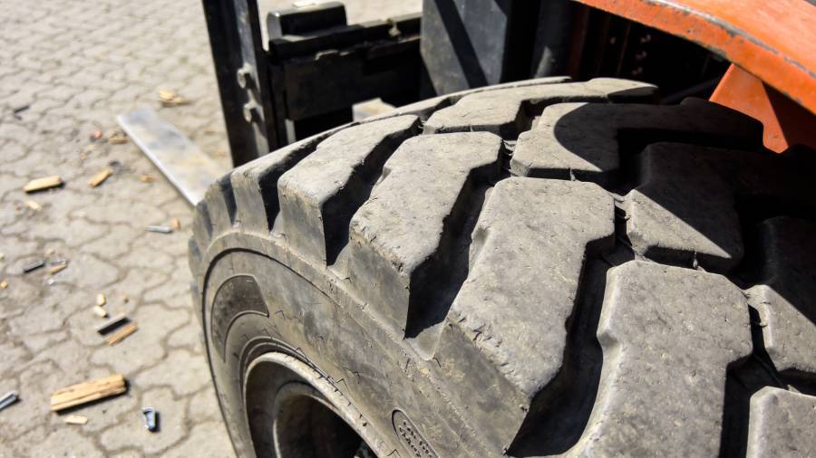 Pneumatic Forklift Tire